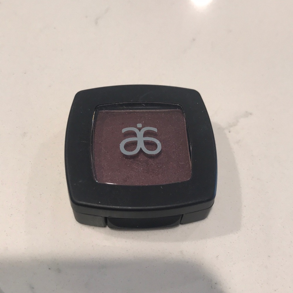Arbonne eyeshadow